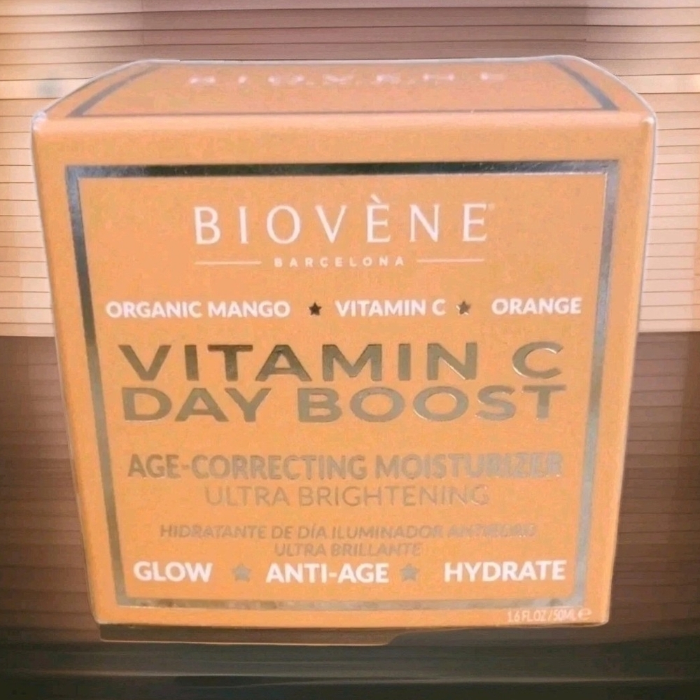 Biovene Vitamin C Day Boost Age-Correcting Moisturizer Brightener 1.69 Oz New
